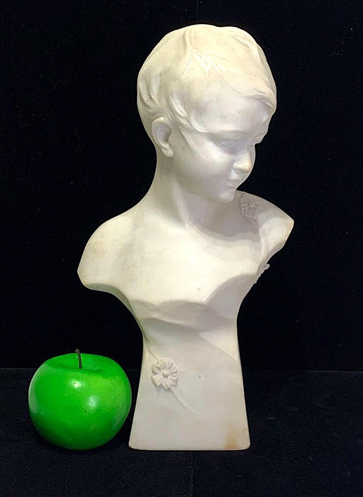 Early 20th Century White Marble Bust of Young Child by Dante Zoi, Italy (1880-1920)